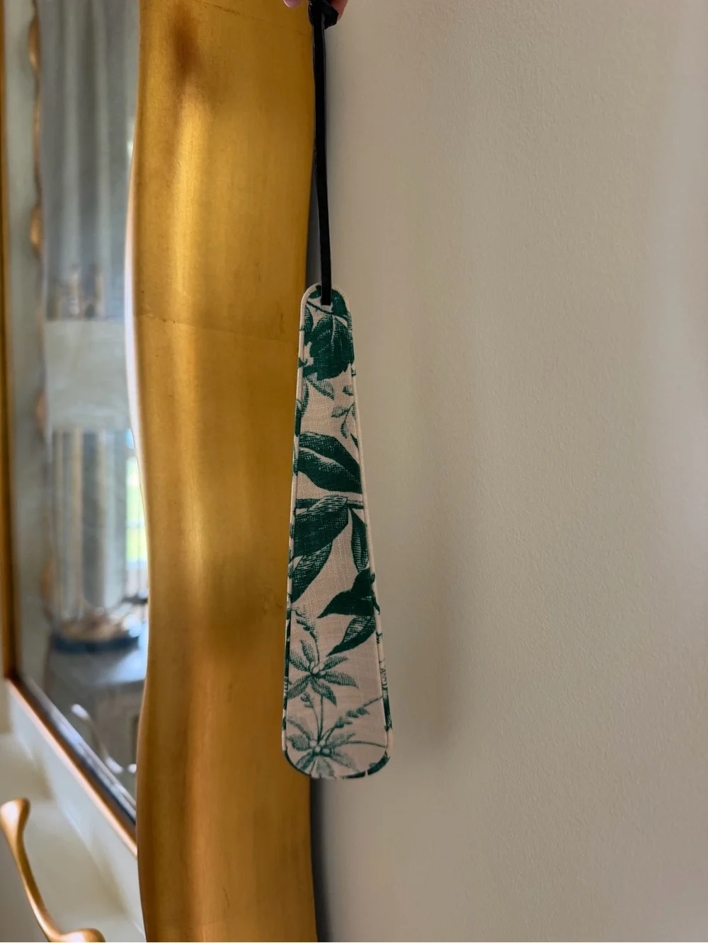 Green Floral Shoe Horn